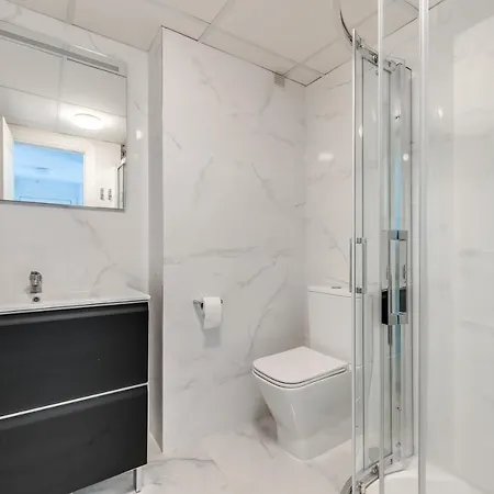 Well-located & Views 2bdr Apt In Alamos Appartement *